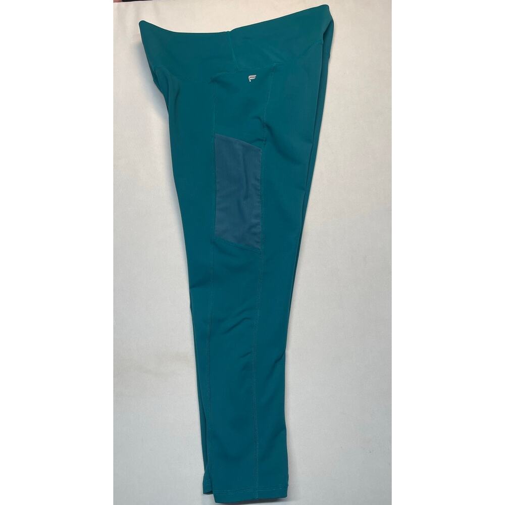 Fabletics Dark Teal Capri Leggings - Size Large - Picture 7 of 9